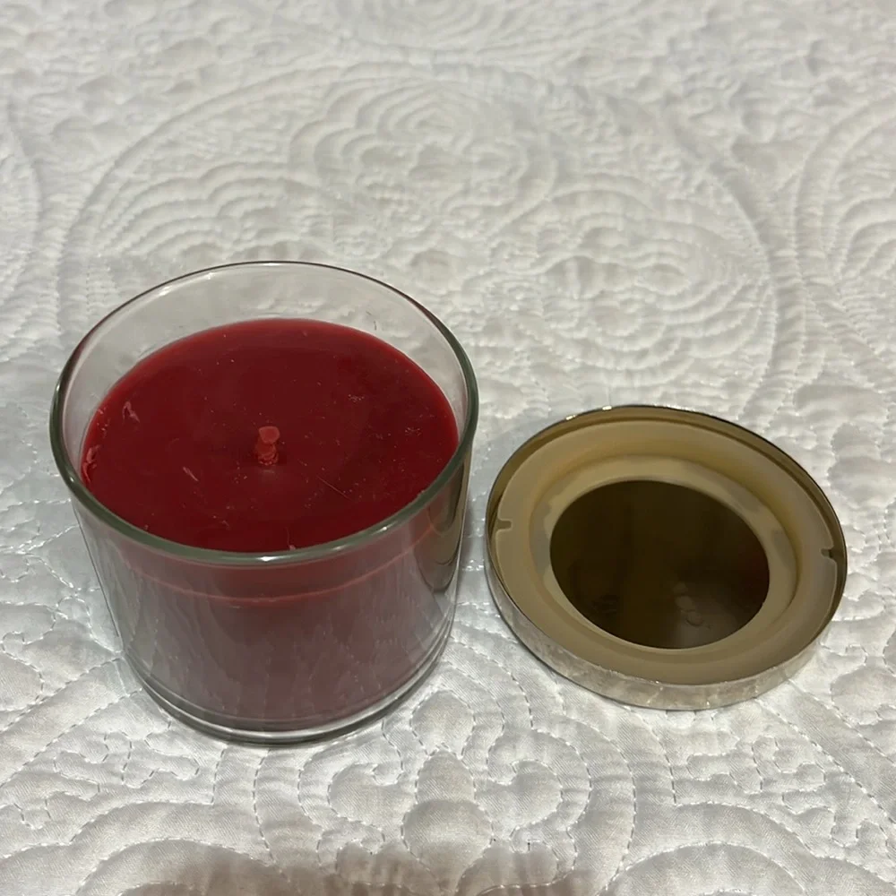BB&W frosted cranberry theee wick and‎ cranberry woods single wick candles, new